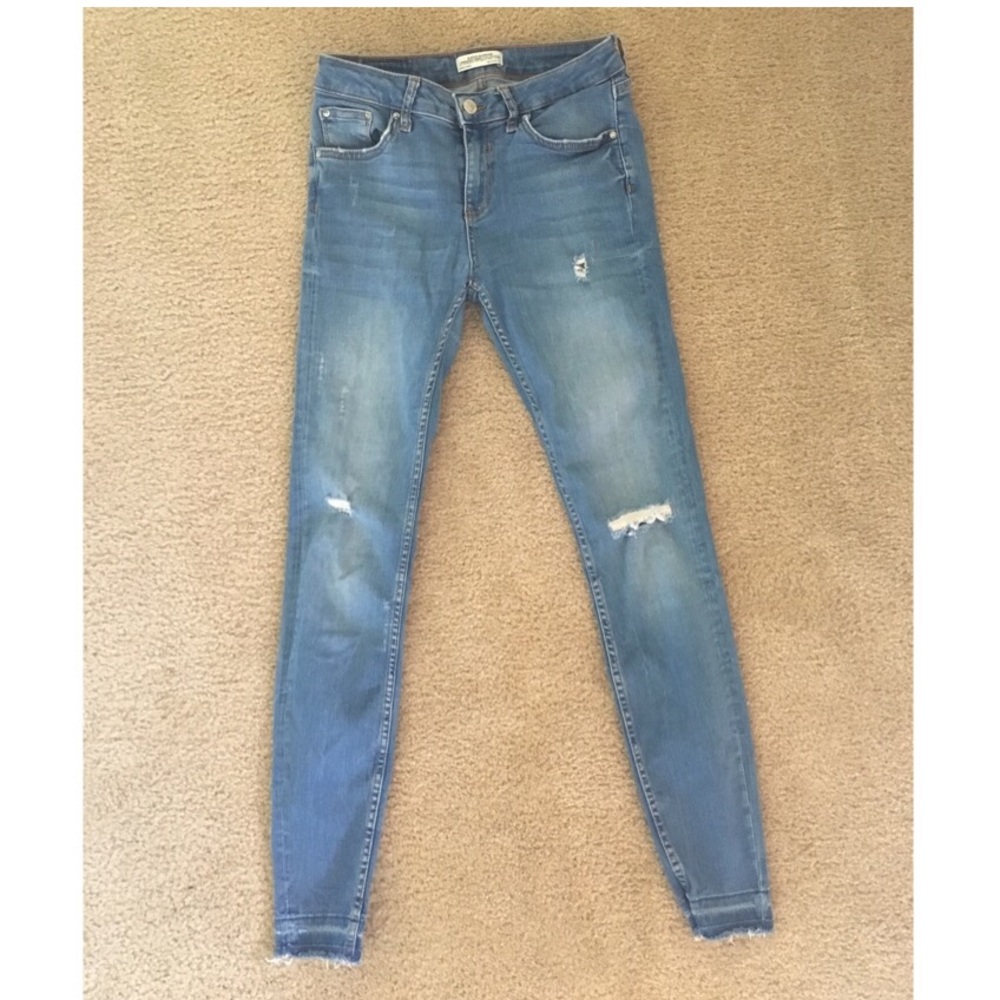 Zara Super Skinny Distressed Ankle Jean
